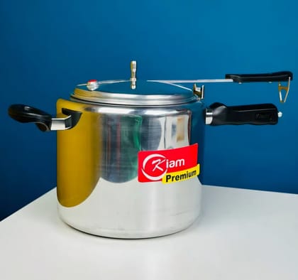 Kiam Classic Pressure Cooker – 5.5L