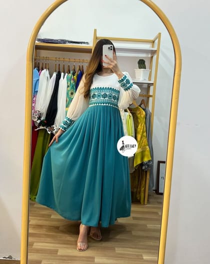 Gorgeous Georgette Gawon