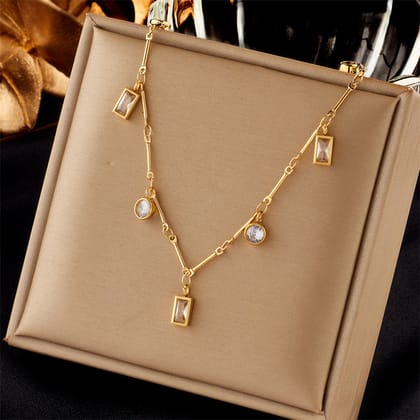 High quality tassel neckpiece