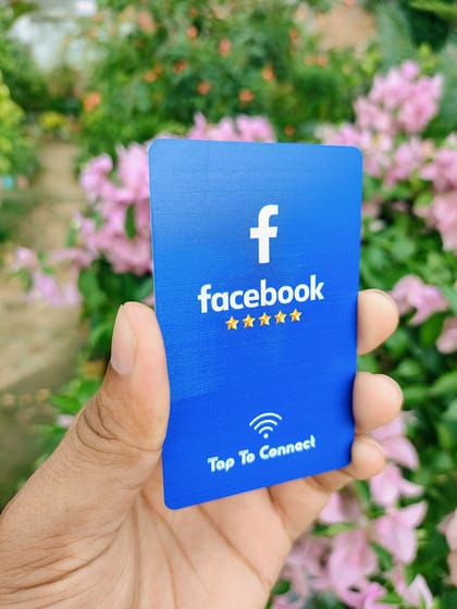 Facebook Card – Smart Social Sharing Card