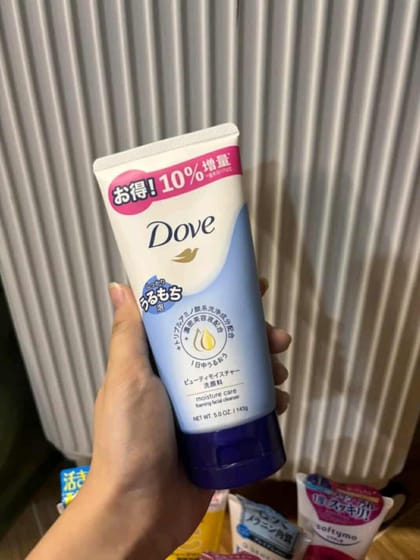 Dove Moisture Care Foaming Facial Cleanser 143g