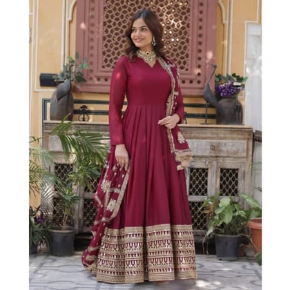 Jarget Febric Traditional black and gold Secuence Anarkoli