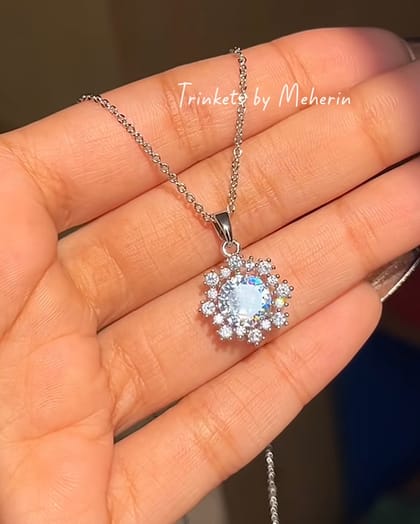 Silver zircon pendant