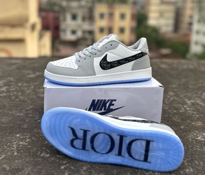 Sneakers Model Name! -dior low