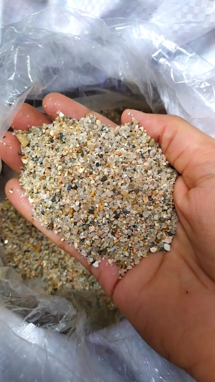 Silica Yellow Sand - 1KG(Washed).
