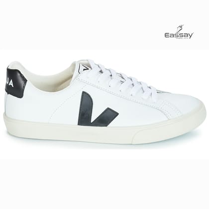 Veja Esplar white with black accents