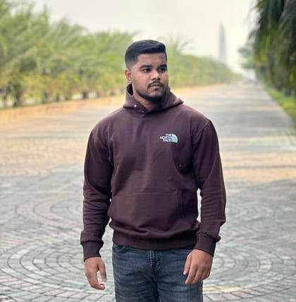 North face hoodi with snap button