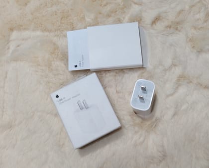Apple USB-C 20W Power Adapter