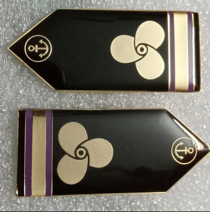 Fourth Engineer Coller Pin