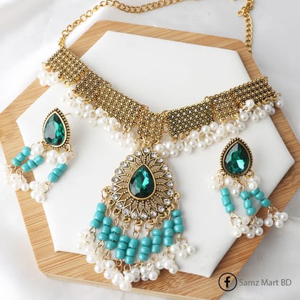 Luxury Premium Quality Indian Style Green Stone Luxury Jhumka Necklace Set