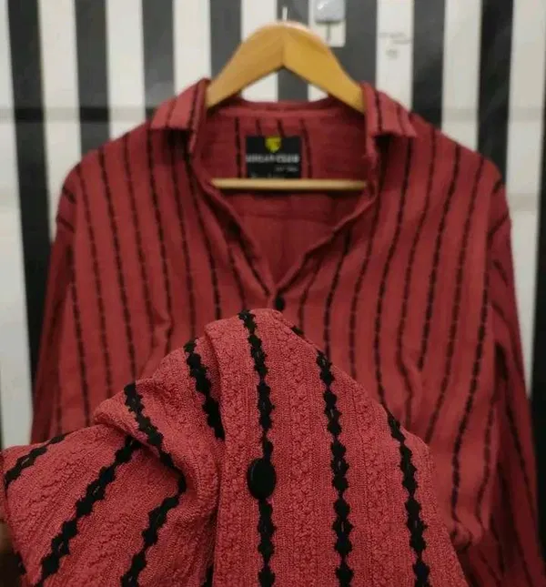 Premium jackward fabrication shirt (Maroon)
