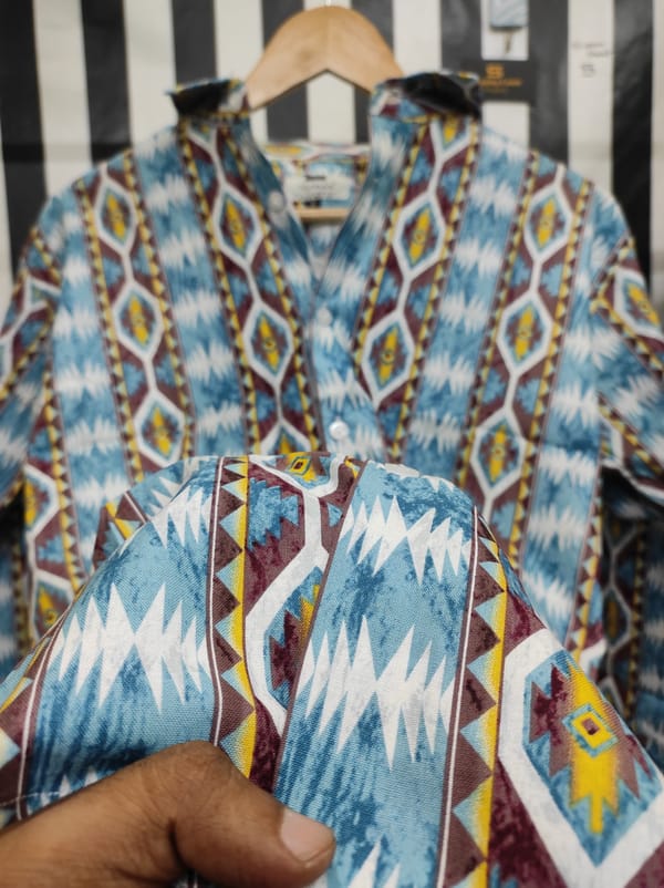 Trendy print shirt for summer