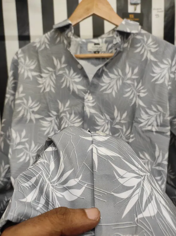 Trendy floral print shirt for summer