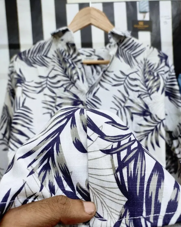 Trendy floral print shirt