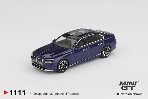 MiniGT - BMW i7 xDrive60 Tanzanite Blue Metallic