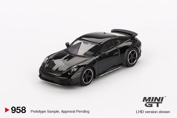 MiniGT - Porsche 911 Dakar Black