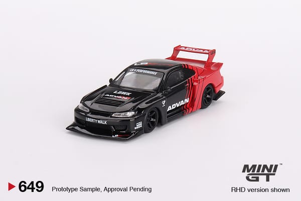 MiniGT - Nissan LB-Super Silhouette S15 SILVIA ADVAN