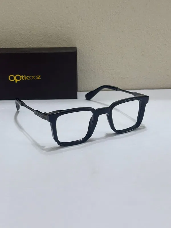 112 Premium Eyewear