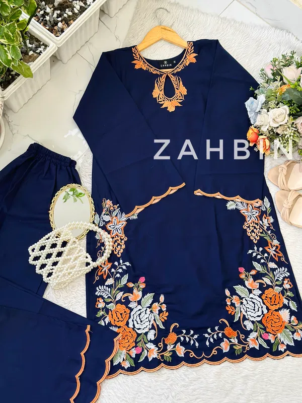 Husn Malaika💙🧡