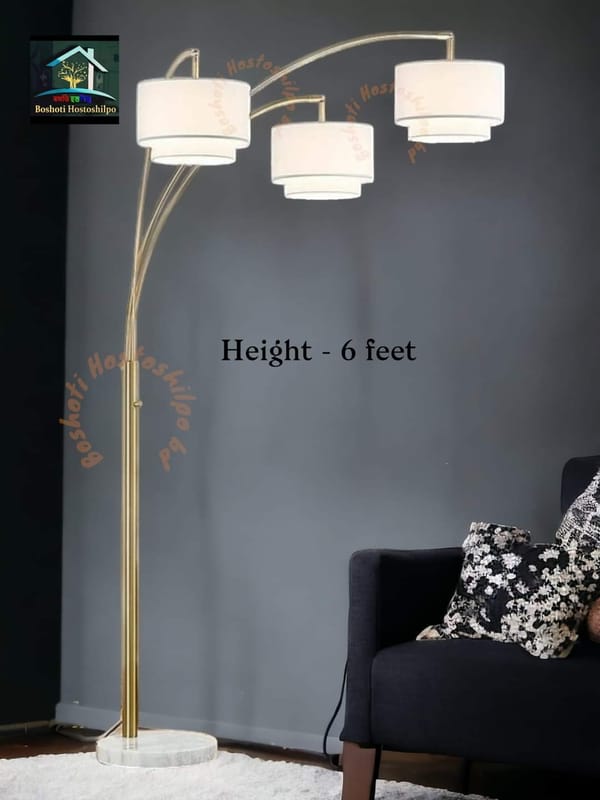 Corner stand lamp