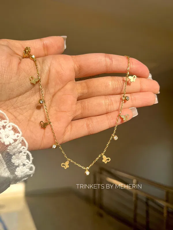 Butterfly hollow charm neckpiece