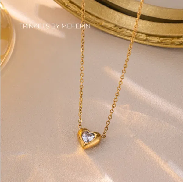 Mini heart with stone neckpiece