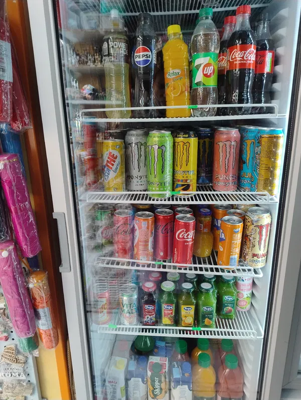 colddrinksmoonster(.cocazero+normale)lattina.yoga bottoglia.cocabottoglia(zero+normale.mango guicebig +small..santall(orange.pesca.ananas)