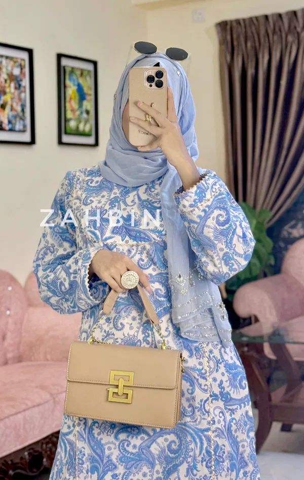 Neela Noor💙