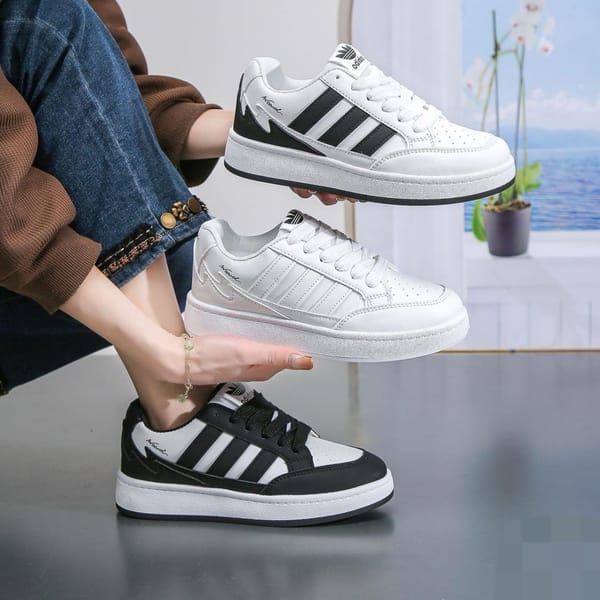 Sports Shoes