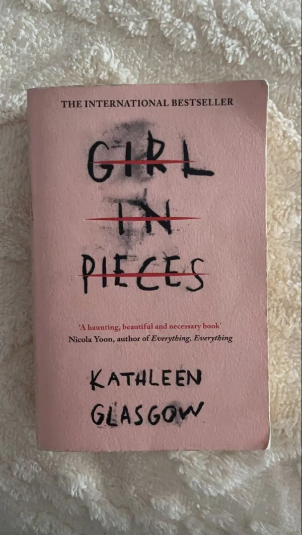 Girl in Pieces by Kathleen Glasgow