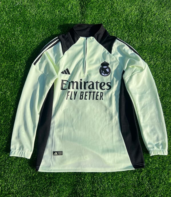 Real Madrid, Liverpool, Training kit Sweat-shirt...  Available now... ✅🖤
