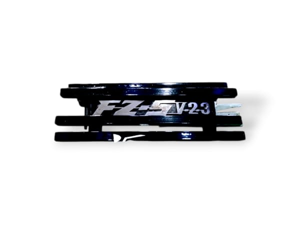 Premium 3D Logo Black Silencer Gourde For Yamaha Fzs All Model