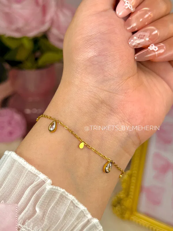 Water drop tassel bracelet