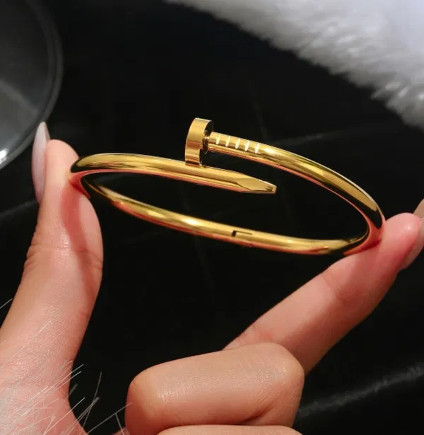 Nail Cuff