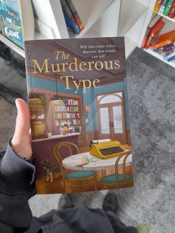 The Murderous Type Book by Sue Minix