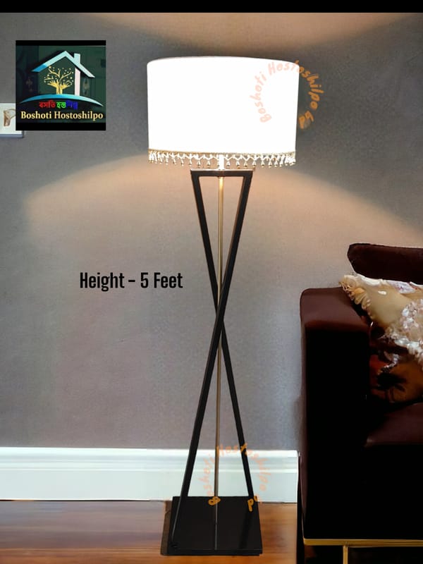Iron stand lamp