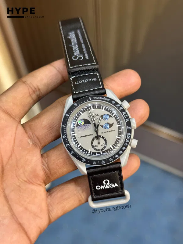 omega Moonswatch Chronograph (Black)