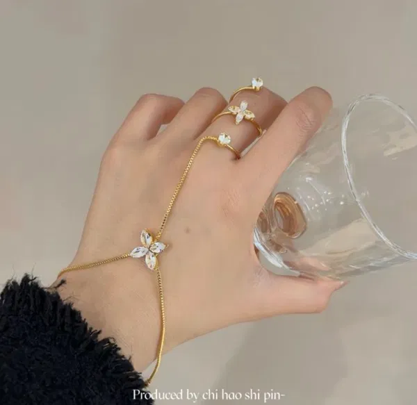 Hand chain
