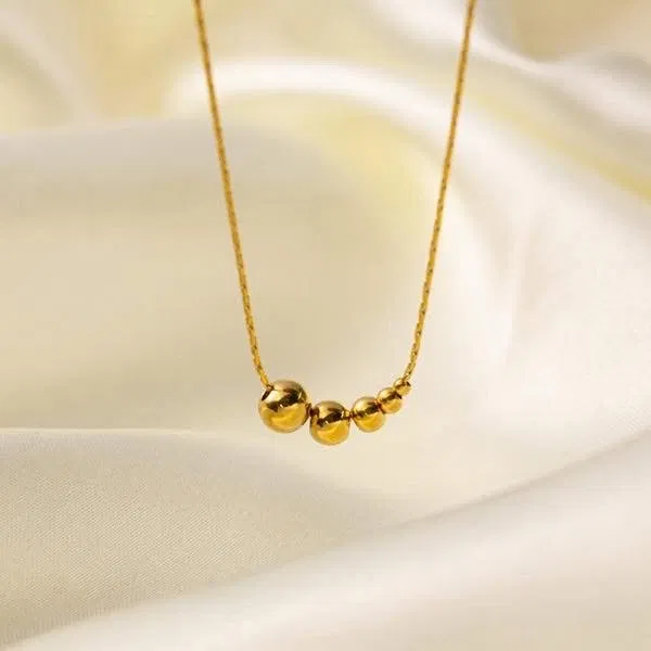 3 balls pendant