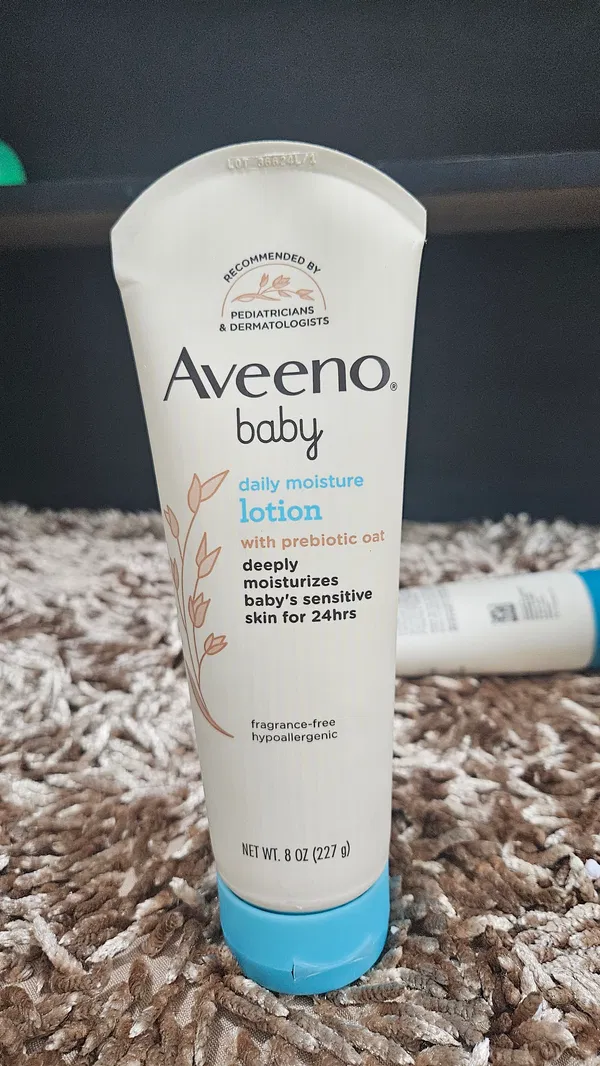 Aveeno moisture lotion -227ml