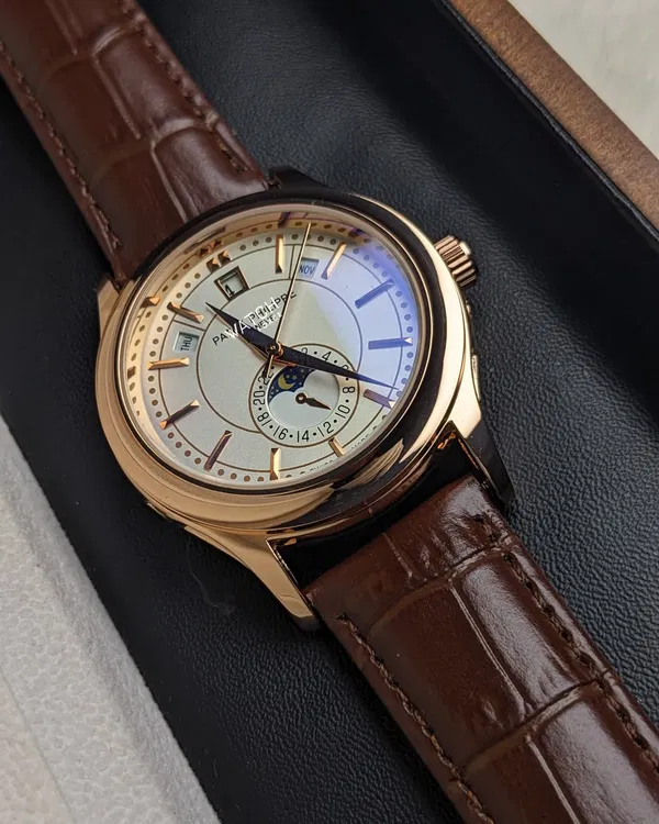 Patek Phillippe Quartz Watch White