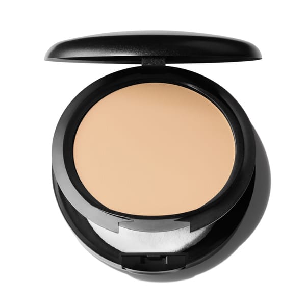 MAC Studio Fix Powder Plus Foundation 15g - (NC20)