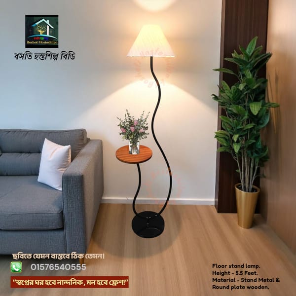 Corner lamps stand.