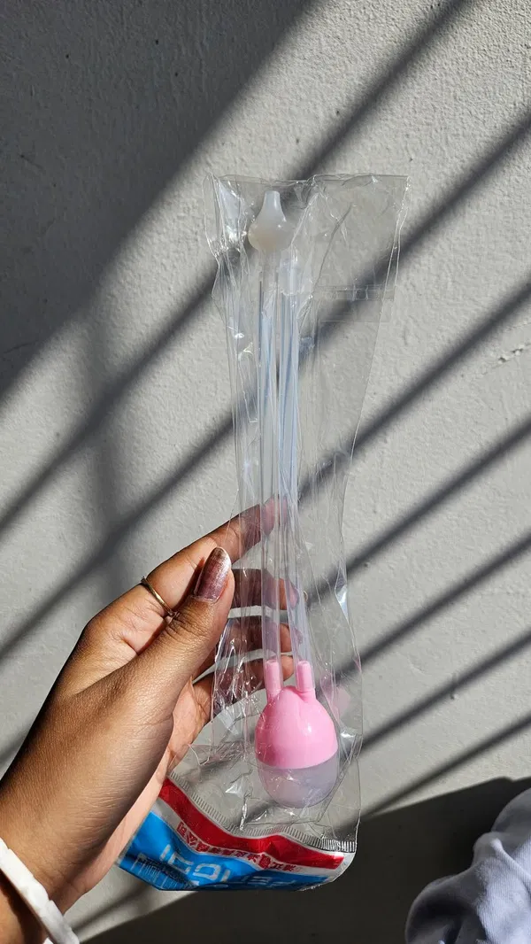 Nose cleaner