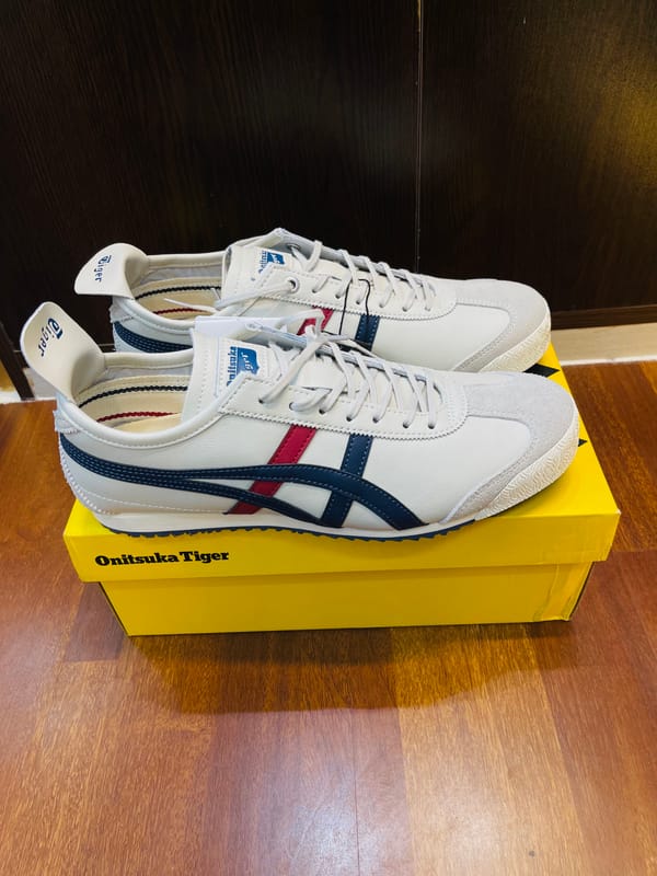Onitsuka Tiger SD ( Size 39, 40, 42, 44, 45)