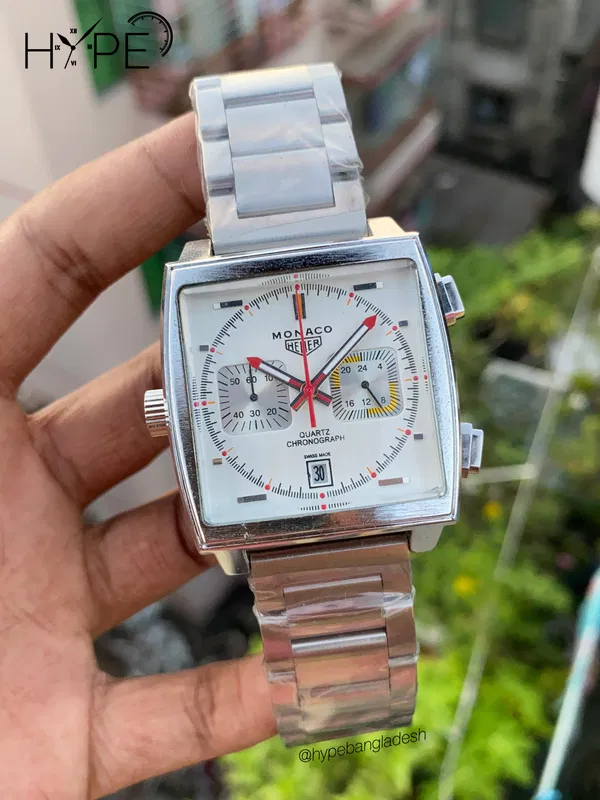 T A G. M0NACO chronograph