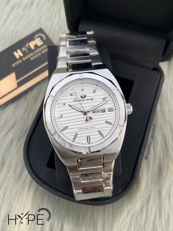 Success Way DayDate Quartz (White Dial)