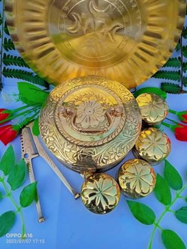 অরিজিনাল পিতল