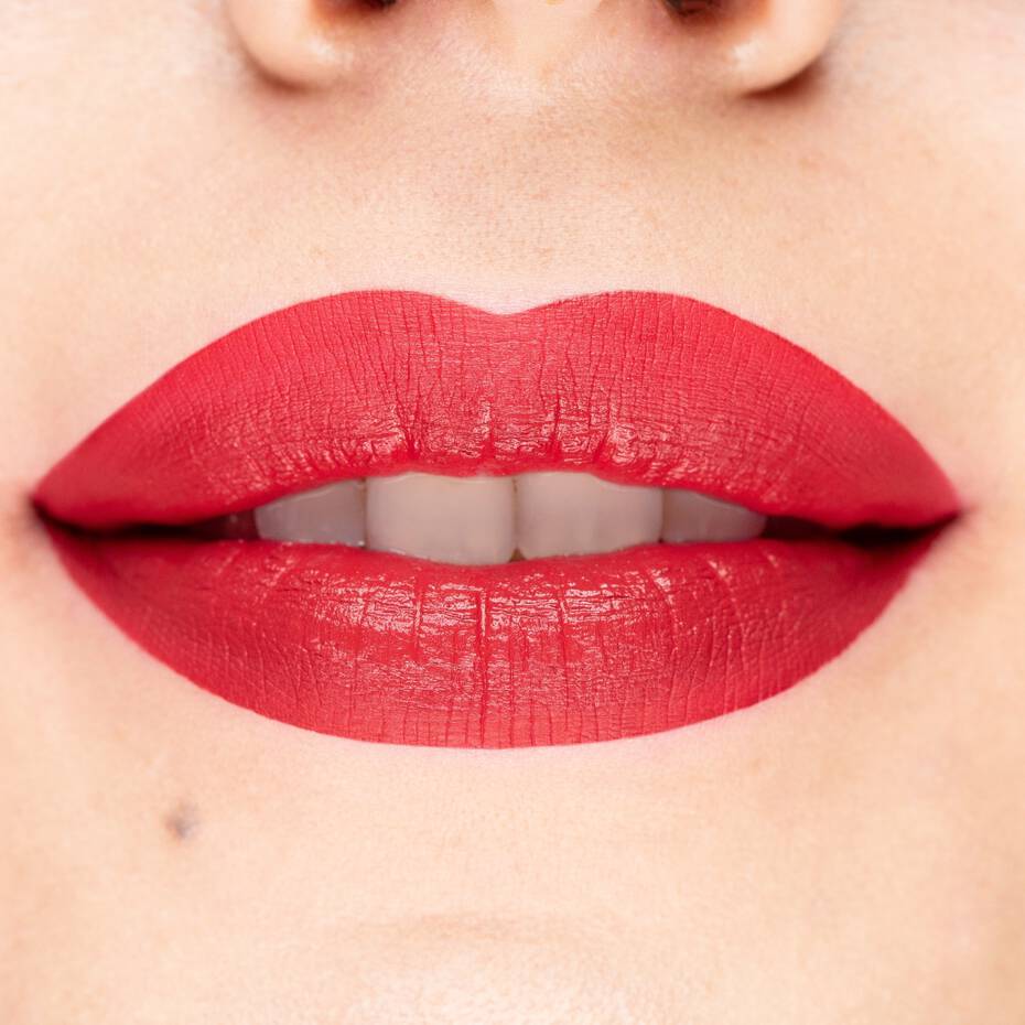 NYX Lip Lingerie XXL Lipstick Shade:it`s hotter - Image 2