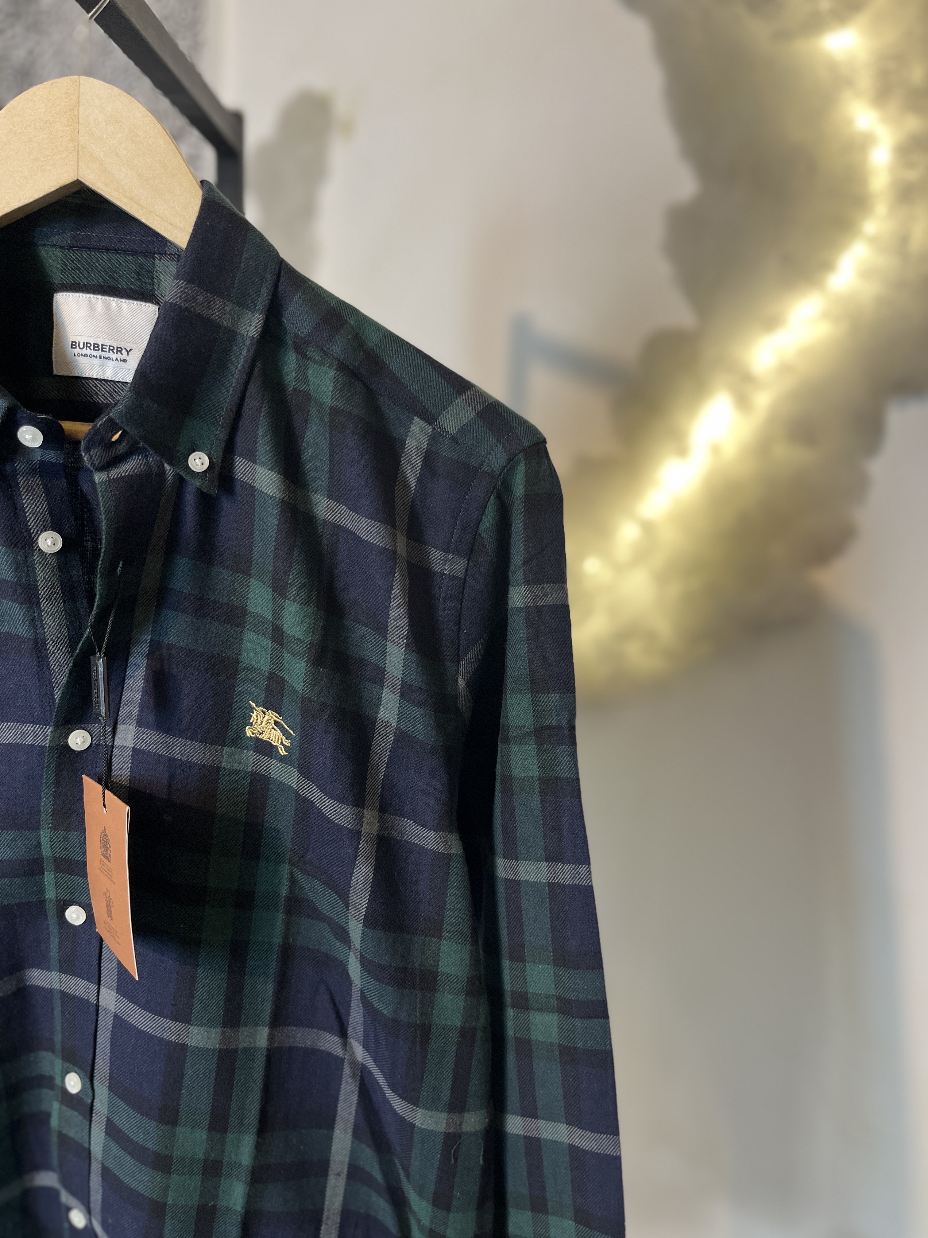 PREMIUM BURBERRY BALCK AND GREEN_img_1